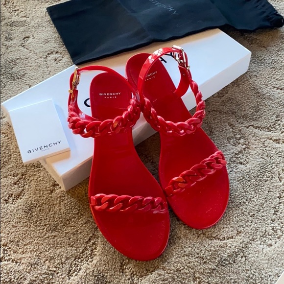 Givenchy Shoes - 🌟HP🌟Givenchy jelly plate sandals